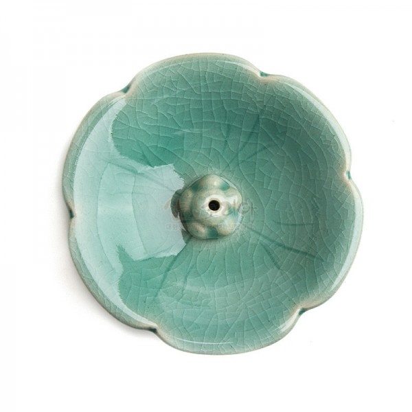 향꽂이-연잎 접시받침 - 넓은 연잎 접시모양을 한 청자 비색이 더욱 아름다운 향꽂이